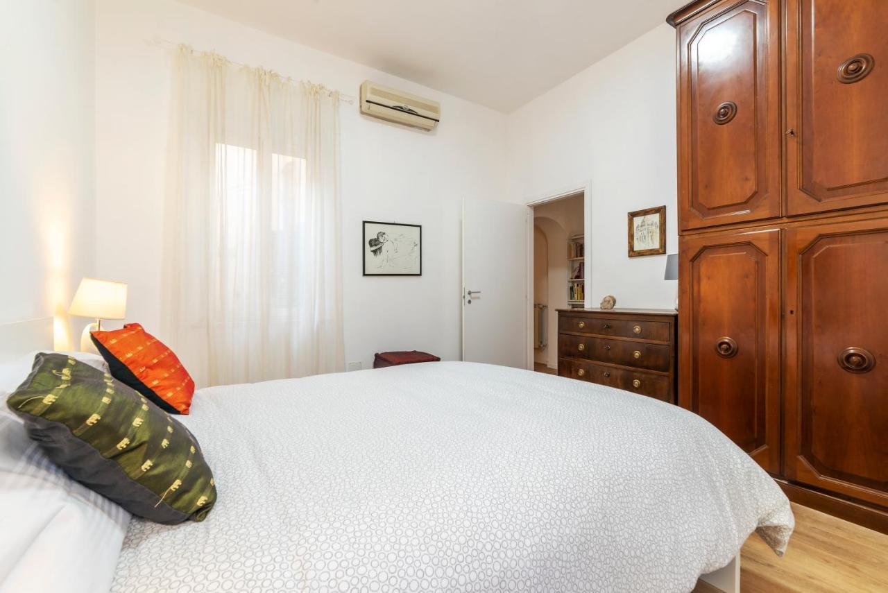 Appartement A Borgo Pio Con Ampio Terrazzo! Rome